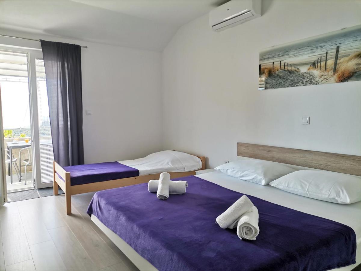 Apartmani Radic Primošten Esterno foto