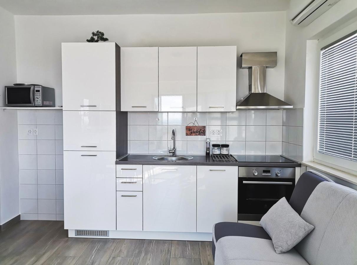 Apartmani Radic Primošten Esterno foto