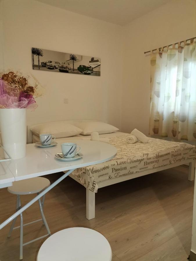 Apartmani Radic Primošten Esterno foto