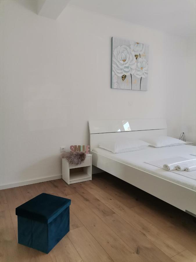 Apartmani Radic Primošten Esterno foto