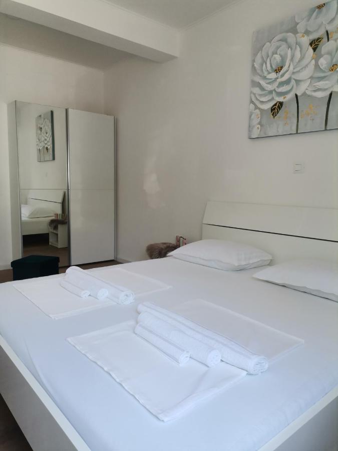 Apartmani Radic Primošten Esterno foto